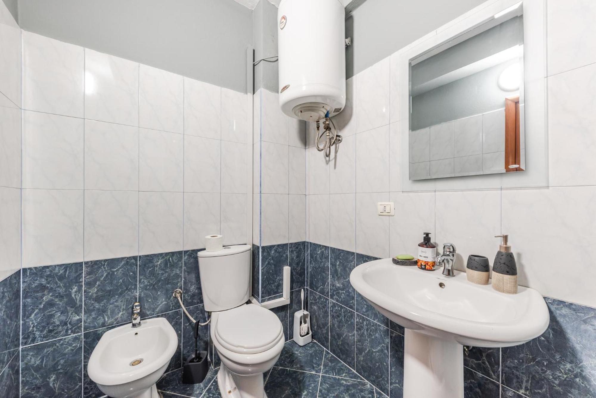 Sunny Central Apartment Durrës Eksteriør bilde